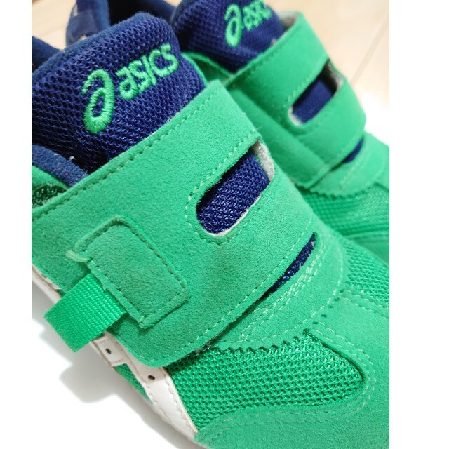 asics(アシックス)のclearshop様専用　アシックス　18.5　スニーカー　男の子　靴 キッズ/ベビー/マタニティのキッズ靴/シューズ(15cm~)(スニーカー)の商品写真