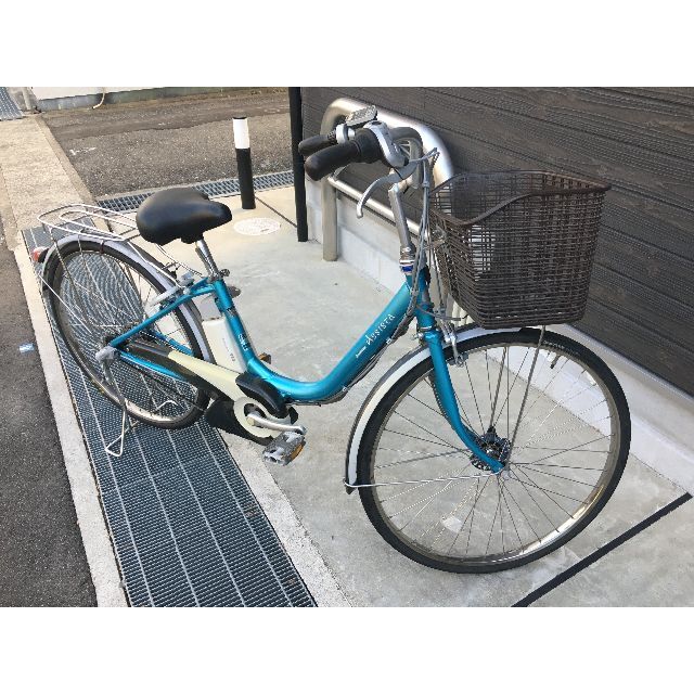 BRIDGESTONE(ブリヂストン)の地域限定送料無料　アシスタ　新基準　子供乗せ　青系　神戸市　電動自転車　 スポーツ/アウトドアの自転車(自転車本体)の商品写真