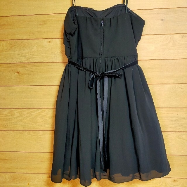 黒色ドレス 1