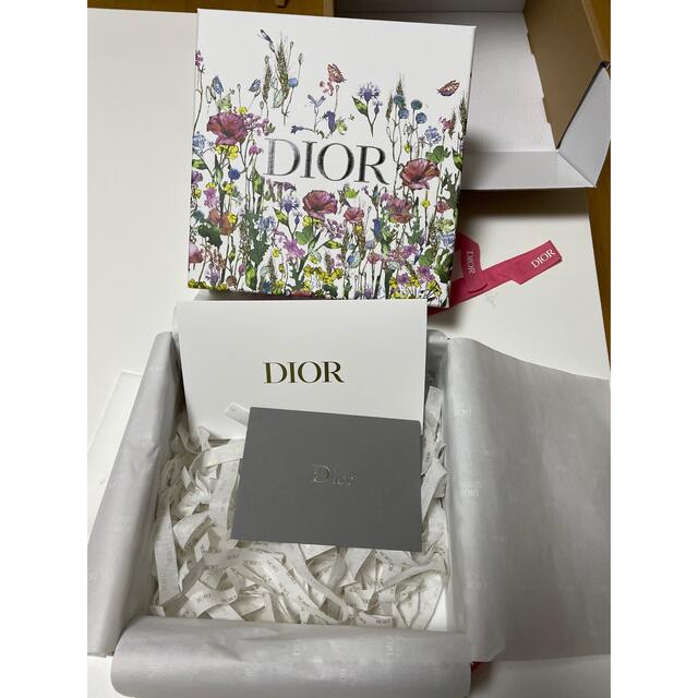 Dior(ディオール)のDIOR 限定ラッピングBOX（メッセージカード付き） インテリア/住まい/日用品のオフィス用品(ラッピング/包装)の商品写真