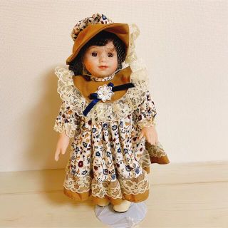 オルゴール人形のフリマアイテム一覧 オルゴール人形のフリマアイテム一覧