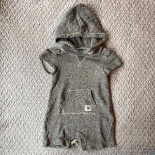 ベビーギャップ(babyGAP)の【子供服中心に販売中 様】baby gap 半袖ロンパース　18-24(ロンパース)