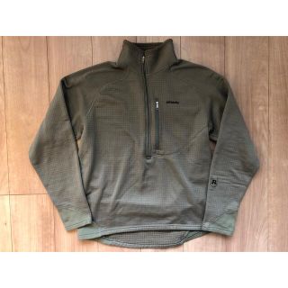 パタゴニア(patagonia)のPATAGONIAパタゴニア　R1 MARS M 補修あり(その他)