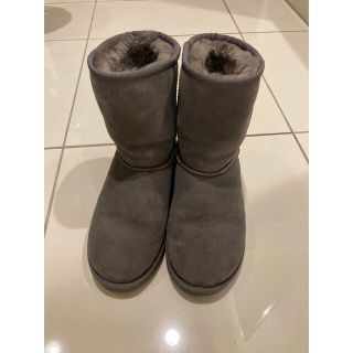 アグ(UGG)のUGG  クラッシック(ブーツ)