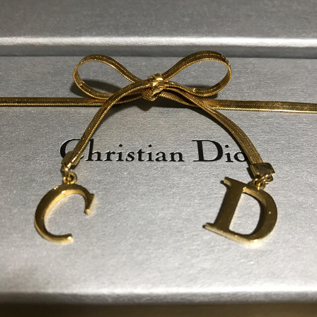 Dior(ディオール)のお値下げ！【正規品】ディオール リボンブレスレット♡ レディースのアクセサリー(ブレスレット/バングル)の商品写真