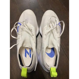 ナイキ(NIKE)のNIKE エアズーム テンポ ネクスト％ フライニット(25.5cm)(陸上競技)