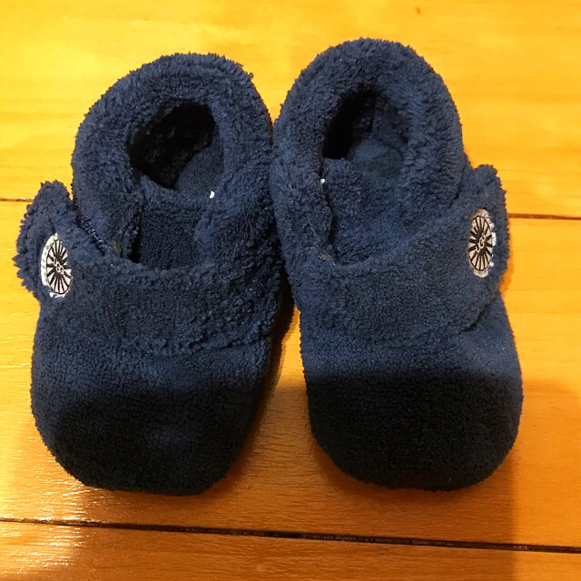 UGG(アグ)の《UGG》冬大人気！正規ベビーブーツ キッズ/ベビー/マタニティのベビー靴/シューズ(~14cm)(ブーツ)の商品写真