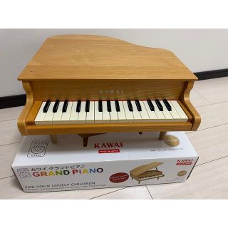 カワイイ(cawaii)のカワイ⭐︎ピアノミニ　木目調(楽器のおもちゃ)