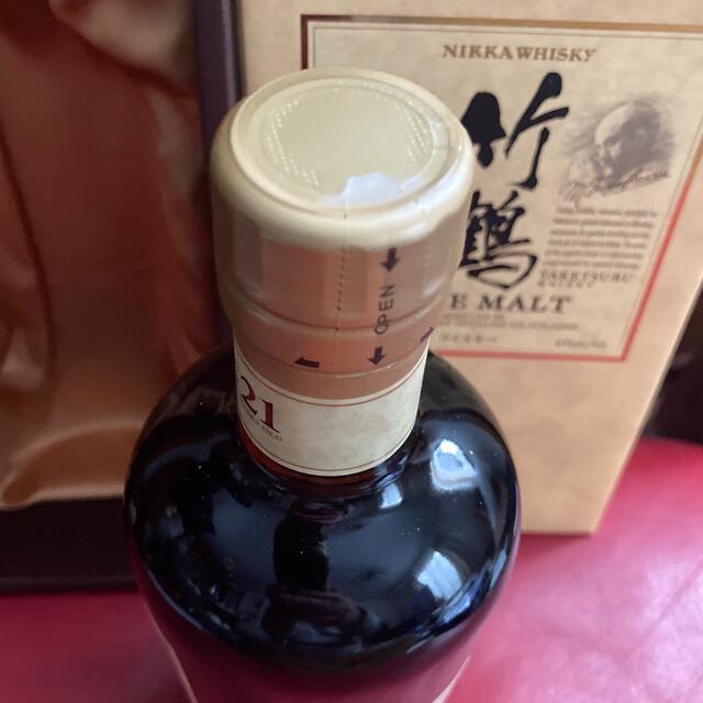 竹鶴21年 700ml 箱付き 酒 竹鶴21年 700ml 箱付き 酒