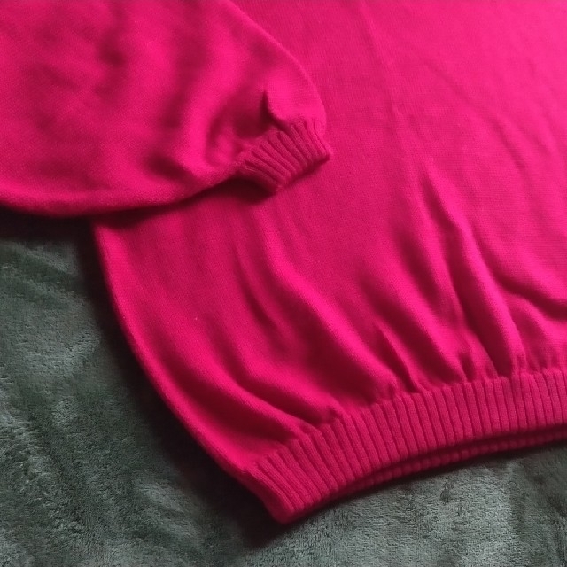 ピンク おしゃれでニット　お値下げ レディースのトップス(ニット/セーター)の商品写真