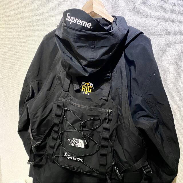 Supreme(シュプリーム)のSUPREME NORTH FACE RTG JACKET メンズのジャケット/アウター(マウンテンパーカー)の商品写真