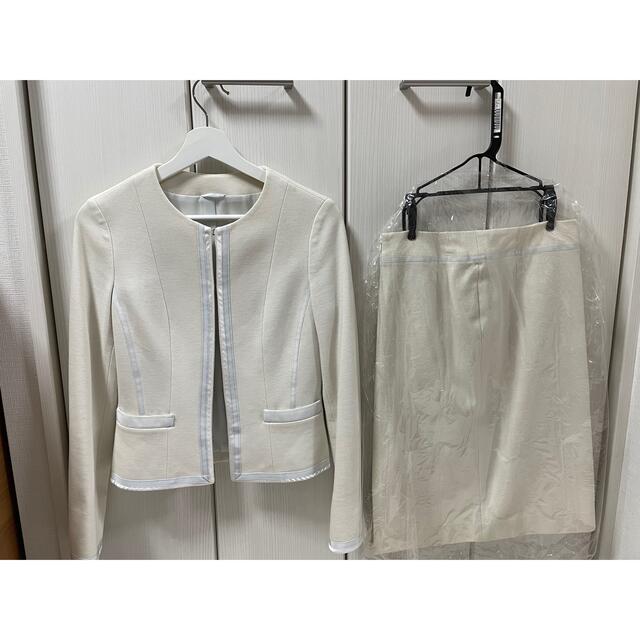 ANAYI(アナイ)の【最終お値引き】ANAYI 白スーツ上下セット レディースのフォーマル/ドレス(スーツ)の商品写真