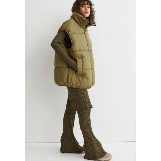 エイチアンドエム(H&M)のh&m パッデットベスト(ダウンベスト)