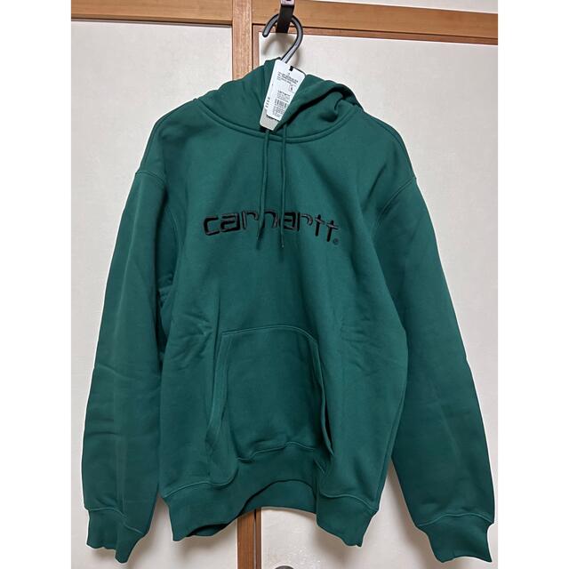 carhartt(カーハート)の【即完売モデル】カーハートWIPパーカー、バッグ メンズのトップス(パーカー)の商品写真