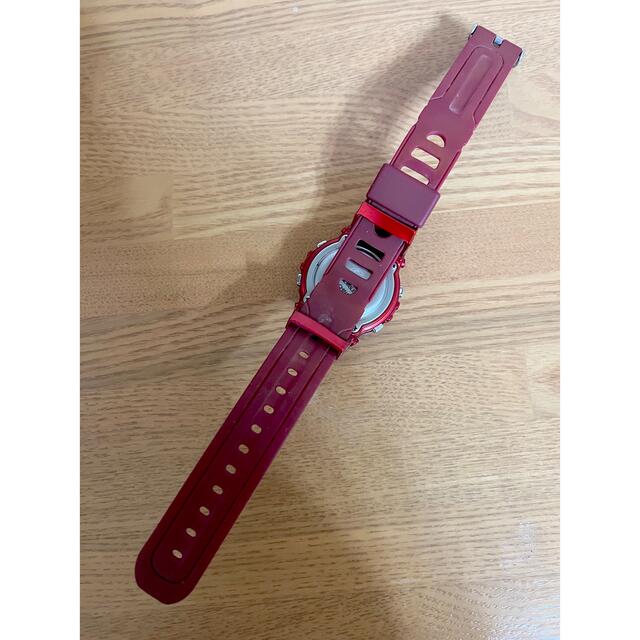 CYBEAT  デジタル腕時計　赤　　　　　　　　時間ズレあり レディースのファッション小物(腕時計)の商品写真