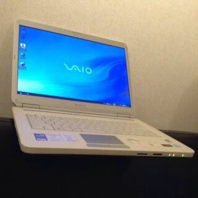 ソニー バイオ ノートパソコン SONY VAIO 白 ノートPC