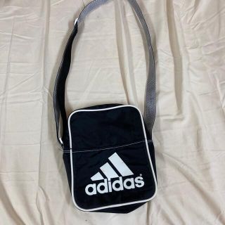 アディダス(adidas)のadidas サコッシュ (ショルダーバッグ)