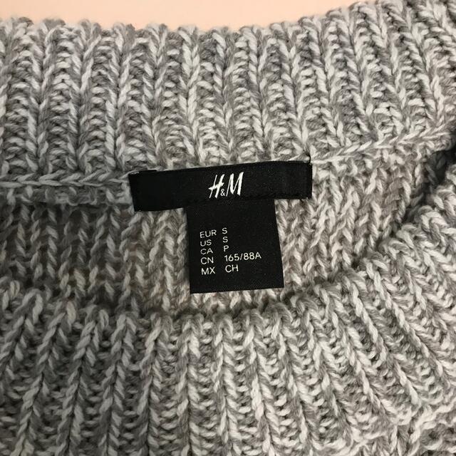 H&M(エイチアンドエム)のH&M ケーブルニット　グレー　ニット　S オシャレ　美品 レディースのトップス(ニット/セーター)の商品写真