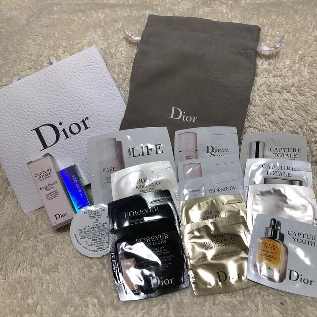 Dior(ディオール)のDior リップマキシマイザー　ファンデーション　美容液 コスメ/美容のキット/セット(サンプル/トライアルキット)の商品写真