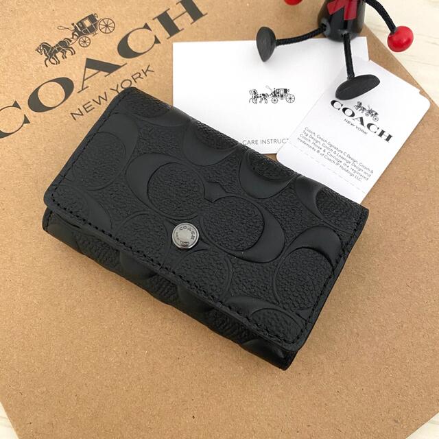新品 COACH コーチ キーケース ブラック 黒 シグネチャー