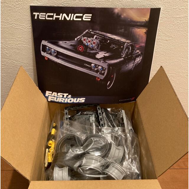 LEDライト付き】ダッジ・チャージャー レゴ互換品 1,077ピースの通販 by TAAM-Style|ラクマ LEDライト付き】ダッジ・チャージャー レゴ互換品 1,077ピースの通販 by TAAM-Style|ラクマ