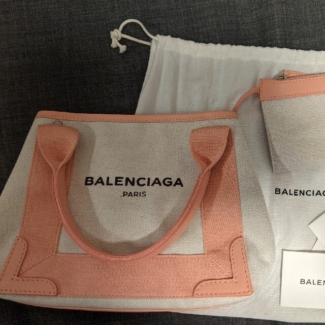 BALENCIAGA BAG(バレンシアガバッグ)の美品 BALENCIAGA ハワイ限定色 レディースのバッグ(トートバッグ)の商品写真