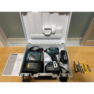 マキタ(Makita)の★マキタ Makita ★ 充電式インパクトドライバ18V4.0Ah(工具/メンテナンス)