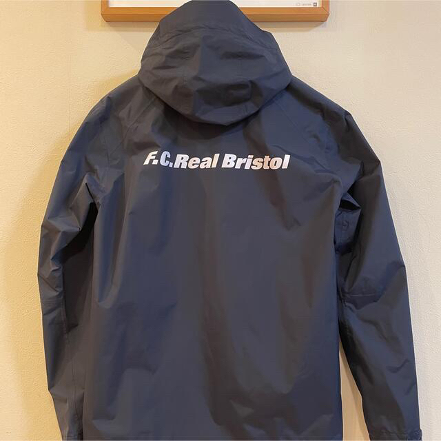 F.C.R.B.(エフシーアールビー)の【2019AW F.C.Real Bristol RAIN JACKET S】 メンズのジャケット/アウター(マウンテンパーカー)の商品写真