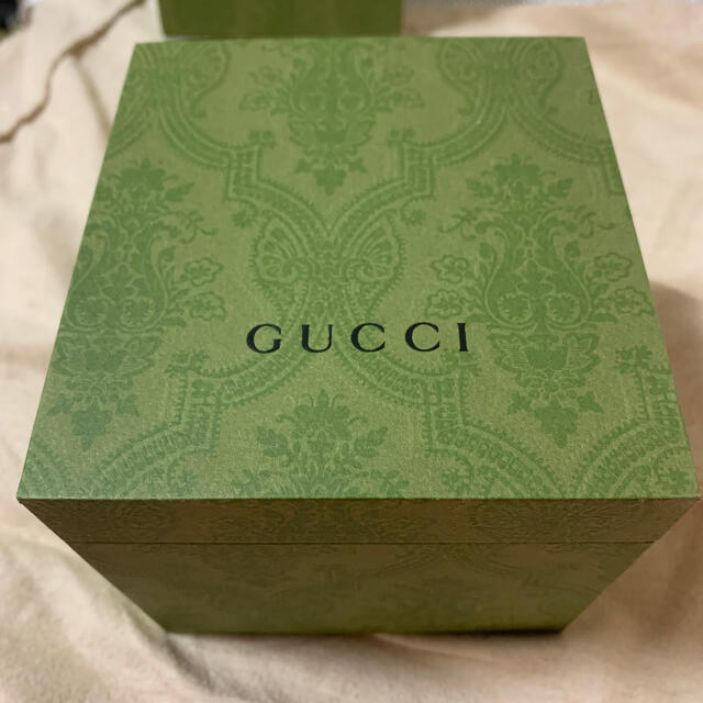 Gucci(グッチ)のGUCCI レザーウォッチ レディースのファッション小物(腕時計)の商品写真