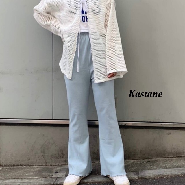 Kastane(カスタネ)の新品 Kastane メロウフレアーパンツ レディースのパンツ(カジュアルパンツ)の商品写真