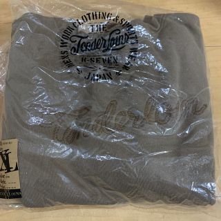 テンダーロイン(TENDERLOIN)の今期新作TENDERLOIN CREW NECK SWEAT(スウェット)