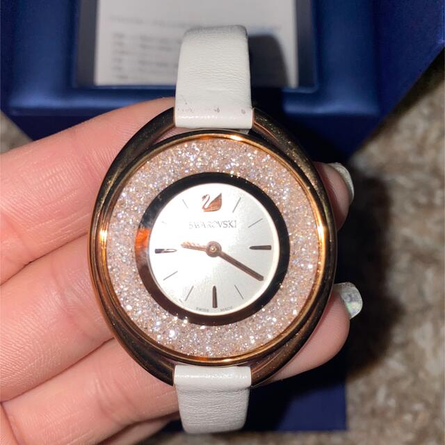 ファッショ SWAROVSKI SWAROVSKI腕時計の通販 by ailing