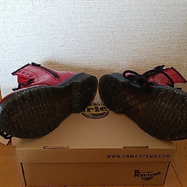 Dr.Martens(ドクターマーチン)の新品/未使用　ドクターマーチンキッズ　UK1 キッズ/ベビー/マタニティのキッズ靴/シューズ(15cm~)(ブーツ)の商品写真