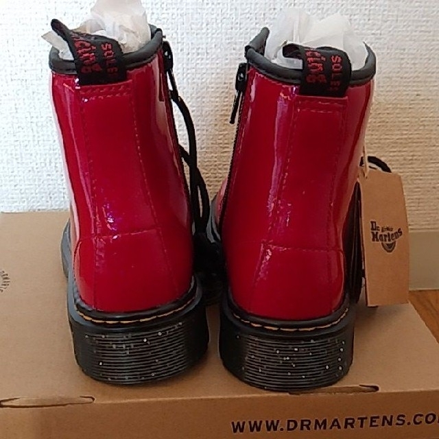 Dr.Martens(ドクターマーチン)の新品/未使用　ドクターマーチンキッズ　UK1 キッズ/ベビー/マタニティのキッズ靴/シューズ(15cm~)(ブーツ)の商品写真