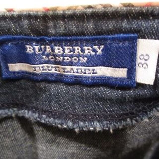 BURBERRY BLUE LABEL(バーバリーブルーレーベル)のバーバリーブルーレーベルデニムミニスカート レディースのスカート(ミニスカート)の商品写真