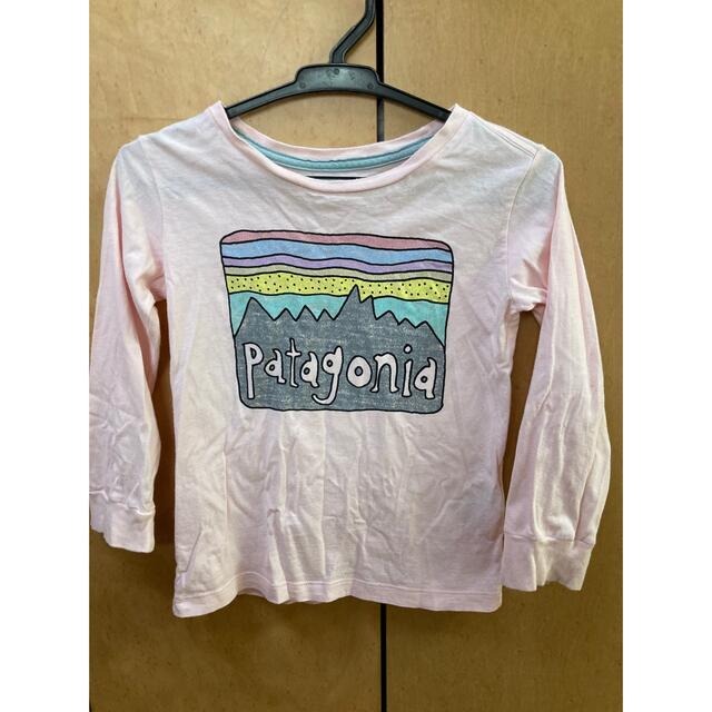 patagonia(パタゴニア)のパタゴニア　ロンT サイズ100-110 キッズ/ベビー/マタニティのキッズ服女の子用(90cm~)(Tシャツ/カットソー)の商品写真