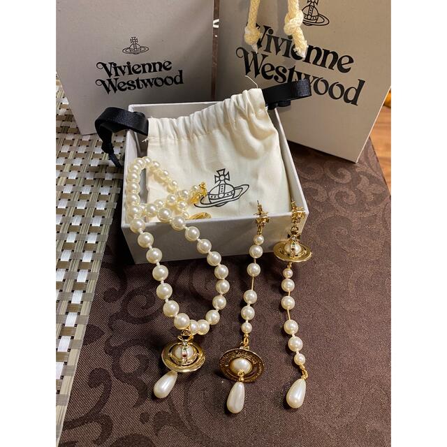 Vivienne Westwood(ヴィヴィアンウエストウッド)のVivienne Westwood パールネックレス ピアス ゴールド レディースのアクセサリー(ネックレス)の商品写真