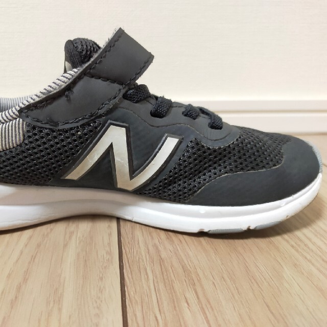 New Balance(ニューバランス)のニューバランス　キッズスニーカー　YOPREM　ブラック　18.0cm キッズ/ベビー/マタニティのキッズ靴/シューズ(15cm~)(スニーカー)の商品写真