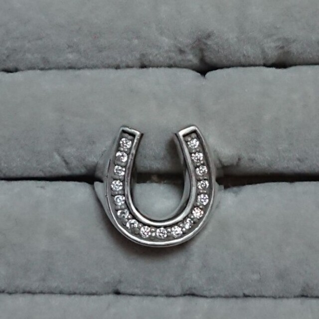 BLESS(ブレス)のbless ホースシューリング　ジルコニア レディースのアクセサリー(リング(指輪))の商品写真
