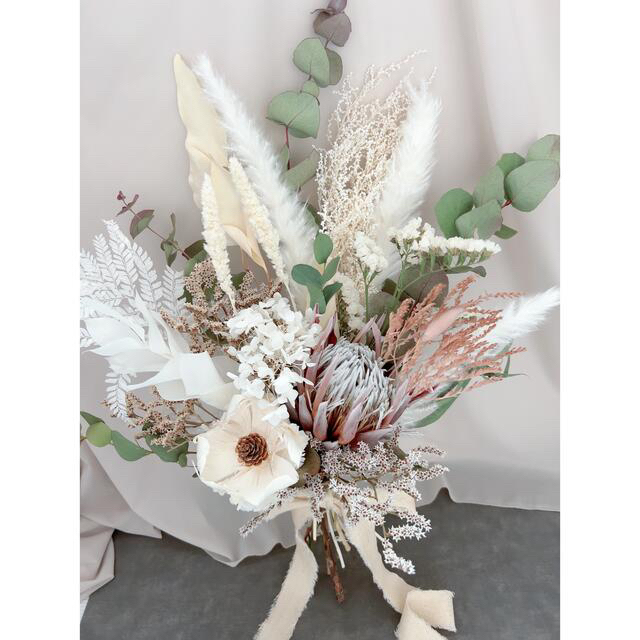 ハンドメイドキングプロテア&ココflower whitenatural bouquet