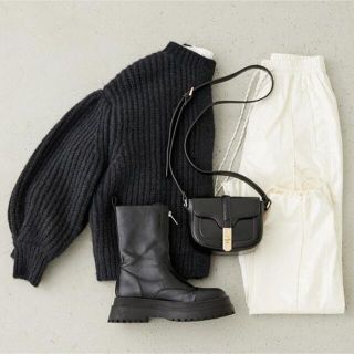 マウジー(moussy)のMOUSSY TUCK SLEEVE KNIT カーディガン　ブラック(カーディガン)