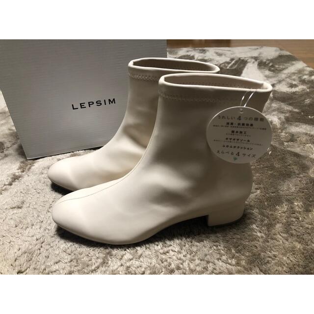 LEPSIM(レプシィム)のk-mama様専用！　新品未使用品　LEPSIM ショートブーツ レディースの靴/シューズ(ブーツ)の商品写真