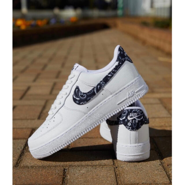 NIKE - 23.5 ナイキ エアフォース1 WMNS Air Force 1ペイズリーの通販 by R★K's shop｜ナイキならラクマ