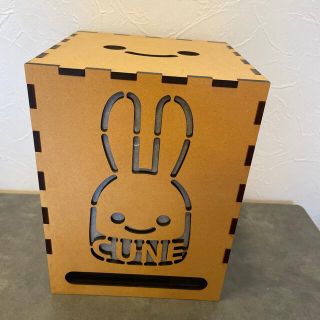 キューン(CUNE)の激レア！CUNEの行灯(キャラクターグッズ)