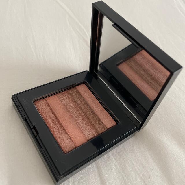 BOBBI BROWN(ボビイブラウン)のボビィブラウン　シマーブリック　ピンククォーツ コスメ/美容のベースメイク/化粧品(フェイスカラー)の商品写真