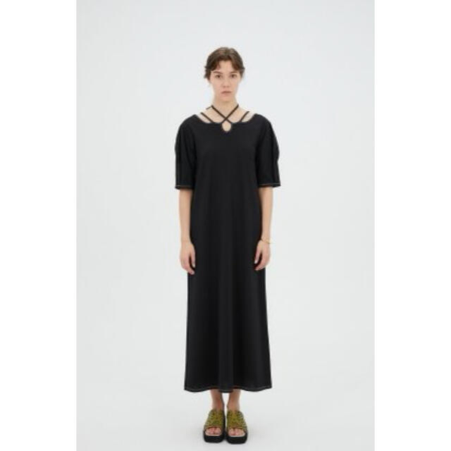 mame(マメ)のMurral Ivy halfsleeve dress 黒 size1 レディースのワンピース(ロングワンピース/マキシワンピース)の商品写真