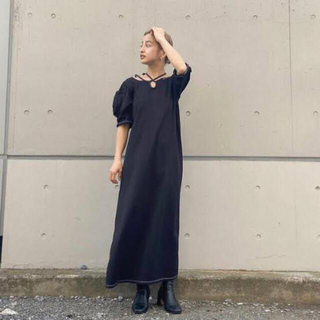 マメ(mame)のMurral Ivy halfsleeve dress 黒 size1(ロングワンピース/マキシワンピース)