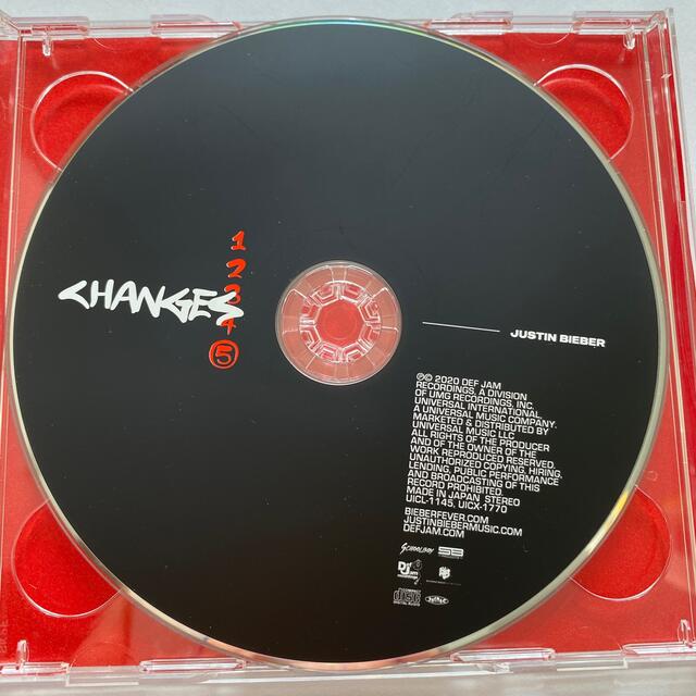 チェンジズ-デラックス・エディションCD・DVDセット エンタメ/ホビーのCD(ポップス/ロック(洋楽))の商品写真