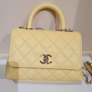 シャネル(CHANEL)のppp様20日まで専用 シャネル ココハンドル xxs ペールイエロー(ショルダーバッグ)