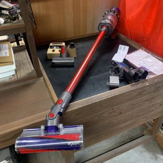 ダイソン(Dyson)のダイソンv１０fluffy(美)(掃除機)